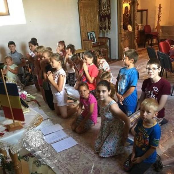 activități cu tinerii